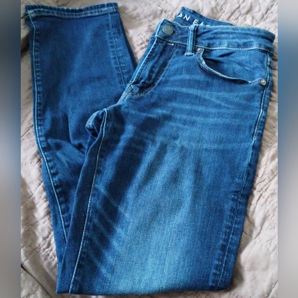 American Eagle Outfitters blue jeans with no holes men's size 29x32